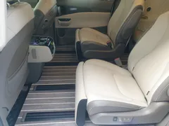 2023 Kia Carnival Gasoline 9-Seater Hi-Limousine — фото 15