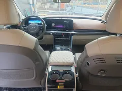 2023 Kia Carnival Gasoline 9-Seater Hi-Limousine — фото 18