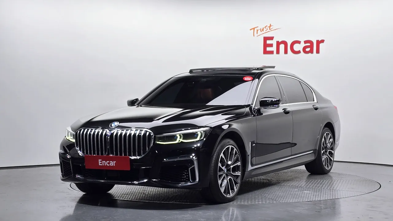 2022 BMW 7-Series 740Li xDrive M Sport Package