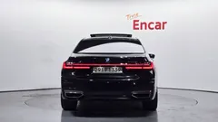 2022 BMW 7-Series 740Li xDrive M Sport Package — фото 4