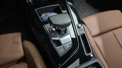 2021 Audi A4 40 TFSI Premium, серый — фото 9