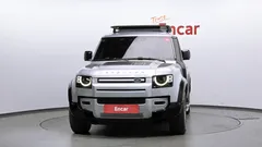 2022 Land Rover Defender 110 D300 HSE — фото 3
