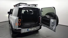 2022 Land Rover Defender 110 D300 HSE — фото 20