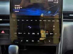 2023 Hyundai Staria 4WD Tourer 11-Seater — фото 16
