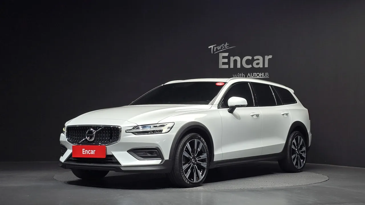 2022 Volvo V60 B5 Pro AWD