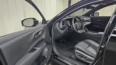 2023 Toyota Crown 2.5 4WD Hybrid, чёрный — фото 10