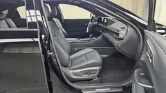 2023 Toyota Crown 2.5 4WD Hybrid, чёрный — фото 11