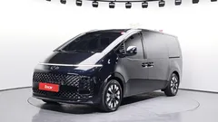 2022 Hyundai Staria Lounge 9-Seater — фото 1