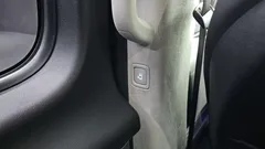 2022 Hyundai Staria Lounge 9-Seater — фото 19