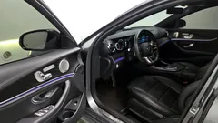2022 Mercedes-Benz E-Class E220d 4MATIC AMG Line — фото 10