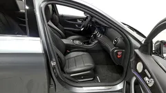 2022 Mercedes-Benz E-Class E220d 4MATIC AMG Line — фото 11