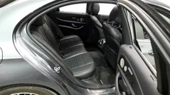 2022 Mercedes-Benz E-Class E220d 4MATIC AMG Line — фото 12