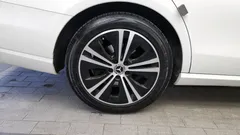 2022 Mercedes-Benz E-Class E250 Avantgarde — фото 5