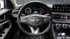 2021 Genesis G70 Gasoline 2.0T 4WD, белый — фото 13