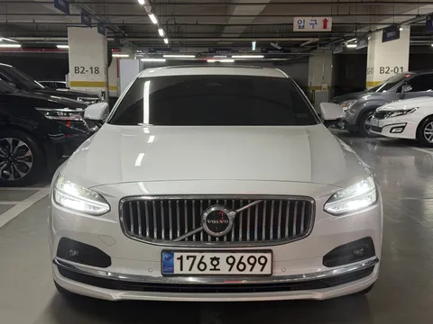 2023 Volvo S90 B5 Ultimate Bright