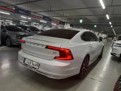 2023 Volvo S90 B5 Ultimate Bright — фото 5