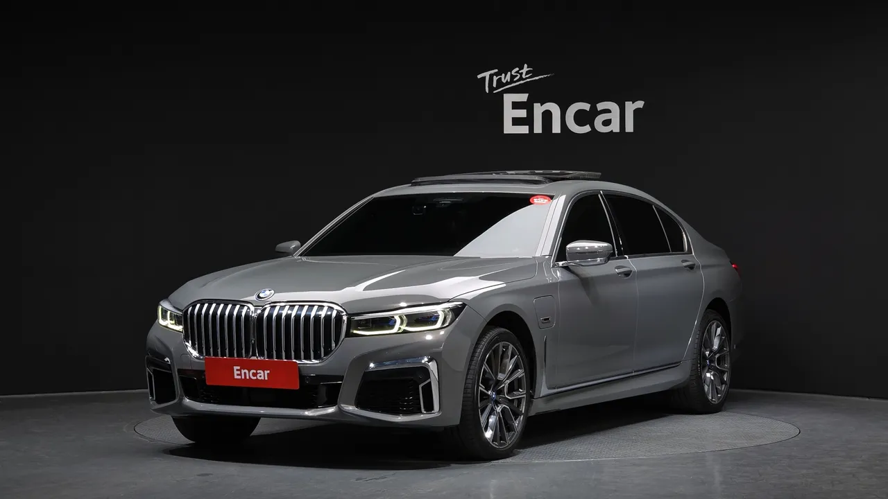 2022 BMW 7-Series 745Le iPerformance M Sport