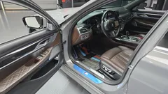 2022 BMW 7-Series 745Le iPerformance M Sport — фото 11