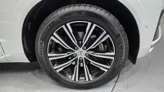 2022 Volvo XC60 B5 Inscription, белый — фото 5