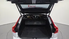2022 Volvo XC60 B5 Inscription, белый — фото 20