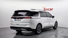 2023 Kia Carnival Diesel 9-Seater Noblesse — фото 2