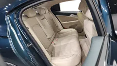 2024 Genesis G70 Gasoline 2.5T 4WD — фото 12