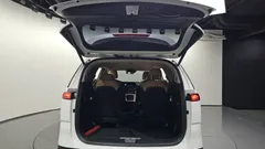 2023 Kia Carnival Diesel 9-Seater Noblesse — фото 20