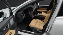 2024 Volvo V60 B5 Ultimate AWD — фото 10