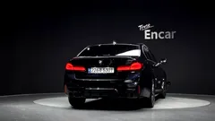 2023 BMW 5-Series 520i M Sport — фото 4