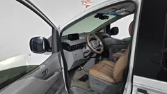 2023 Hyundai Staria 4WD Lounge 9-Seater — фото 10