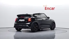 2024 Mini Cooper Convertible JCW — фото 2