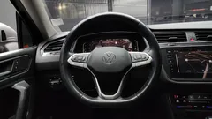 2023 Volkswagen Tiguan 2.0 TSI Prestige — фото 13