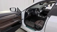 2022 BMW Gran Turismo 630i xDrive Luxury, белый — фото 10
