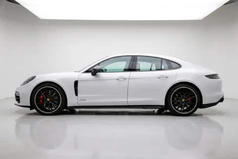 2022 Porsche Panamera 4.0 GTS