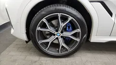 2023 BMW X6 xDrive40i M Sport — фото 5