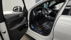 2023 BMW X6 xDrive40i M Sport — фото 10