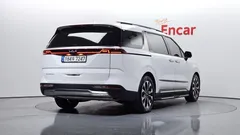 2022 Kia Carnival Diesel 7-Seater Signature — фото 2