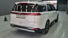 2023 Kia Carnival Diesel 9-Seater Prestige — фото 2