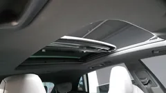 2022 Audi Q8 50 TDI Quattro Premium — фото 18