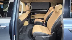 2023 Kia Carnival Diesel 9-Seater Signature — фото 12
