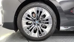 2023 BMW 7-Series 740i sDrive Design Pure Excellence, серый — фото 5