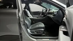 2024 Toyota Crown 2.5 4WD Hybrid, серый — фото 10