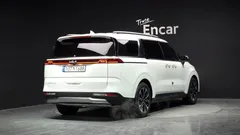 2023 Kia Carnival Gasoline 7-Seater Signature — фото 2