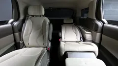 2023 Kia Carnival Gasoline 7-Seater Signature — фото 12