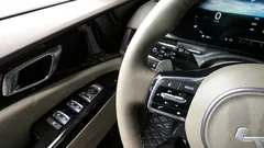 2023 Kia Carnival Gasoline 7-Seater Signature — фото 18