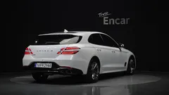 2023 Genesis G70 Gasoline 2.0T 2WD, белый — фото 2