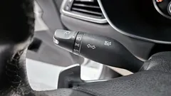 2023 Genesis G70 Gasoline 2.0T 2WD, белый — фото 18