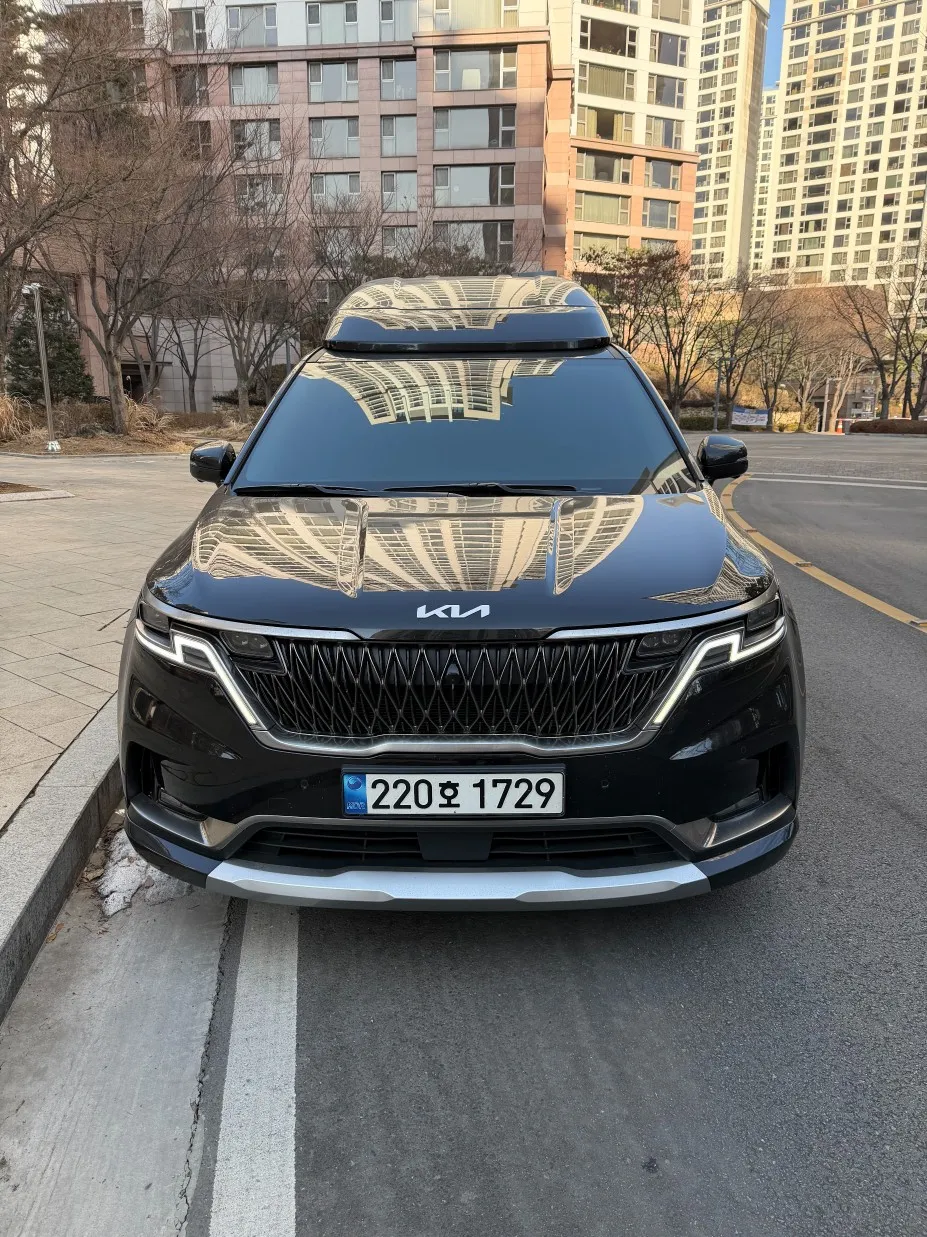 2023 Kia Carnival Gasoline 9-Seater Hi-Limousine
