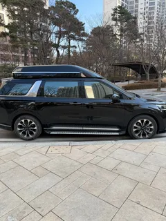 2023 Kia Carnival Gasoline 9-Seater Hi-Limousine — фото 4