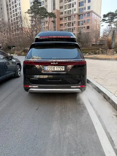 2023 Kia Carnival Gasoline 9-Seater Hi-Limousine — фото 7